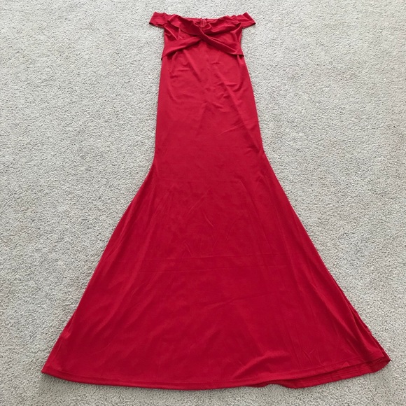 Off the shoulder twist front dress - Picture 3 of 5